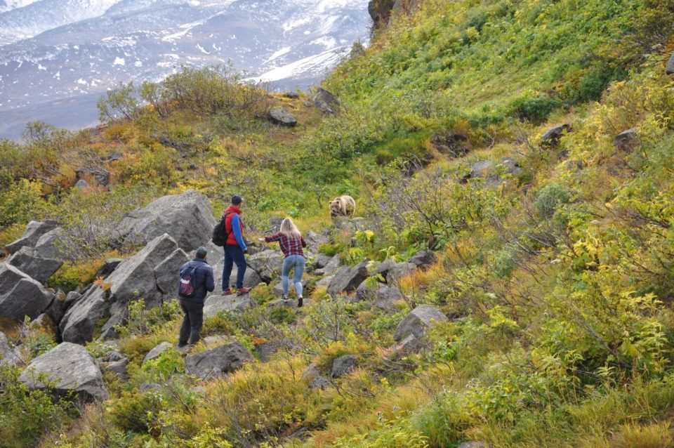 https://www.baobabtrails.com/wp-content/uploads/2020/06/73.-ovšem-ne-všichni-byli-stejní-poserové-jako-my....jpg